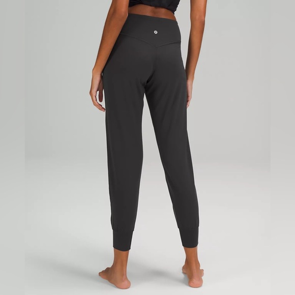 lululemon Align™ High-Rise Jogger
Full Length - Picture 5 of 10